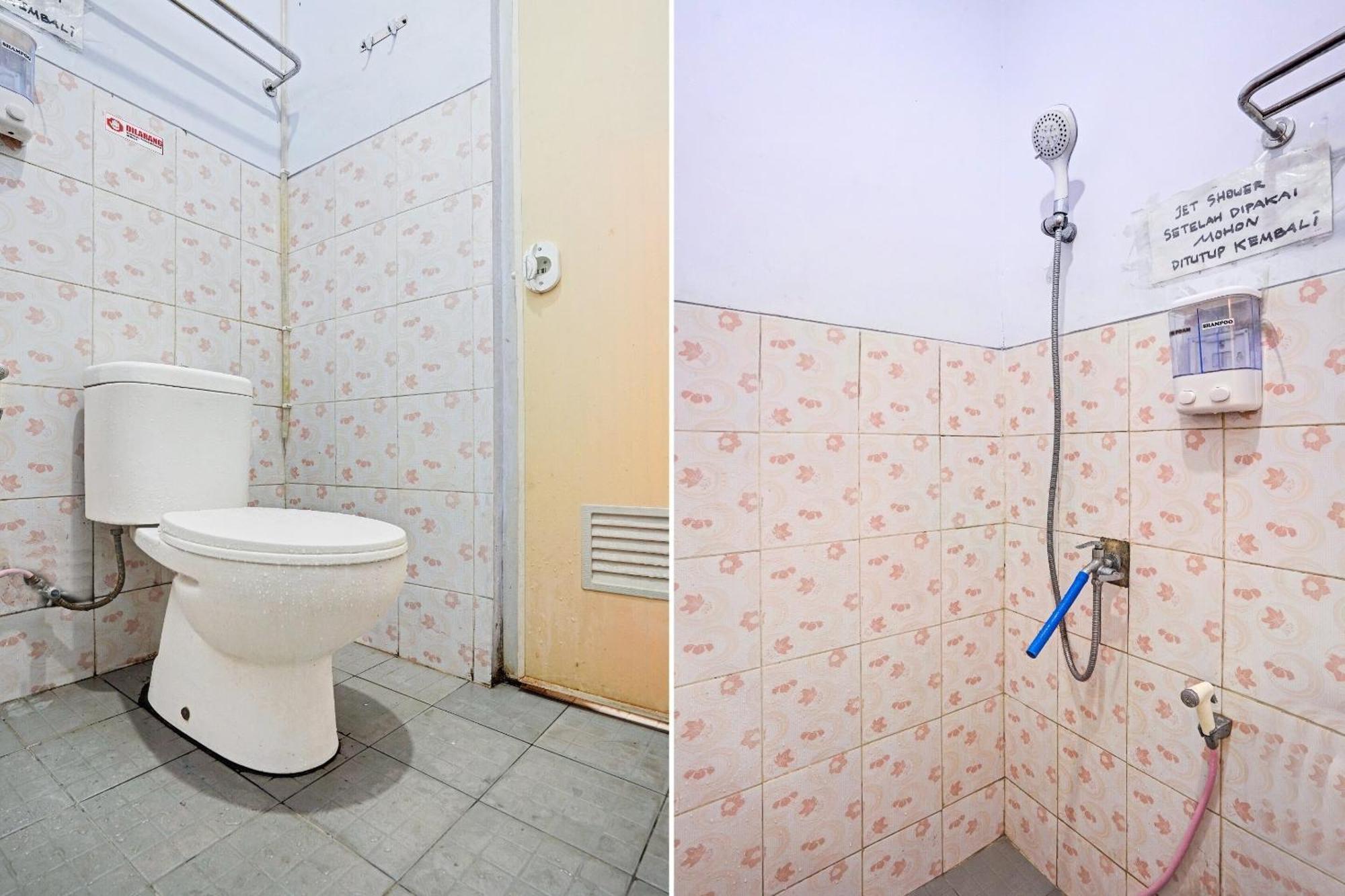 Oyo 90234 Dhoho Family Guest House Kediri  Ngoại thất bức ảnh
